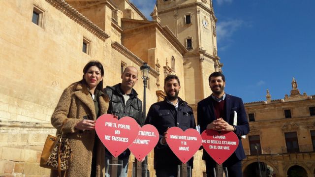 El Ayuntamiento y Hostelor ponen en marcha la campaña de concienciación ciudadana Lorca limpia te enamora - 1, Foto 1