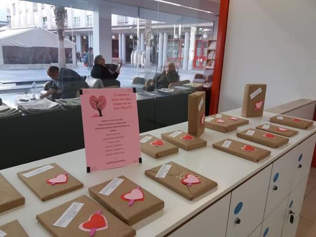 La Biblioteca Pilar Barnés propone una cita a ciegas con libros de amor para conmemorar San Valentín - 1, Foto 1