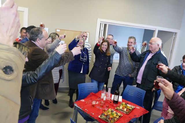 La alcaldesa visita el local social de La Vaguada y mantiene un encuentro con los vecinos de Canteras - 1, Foto 1