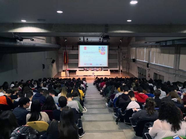 La Universidad de Murcia da voz a tres modelos para combatir la pobreza en la Región de Murcia - 2, Foto 2