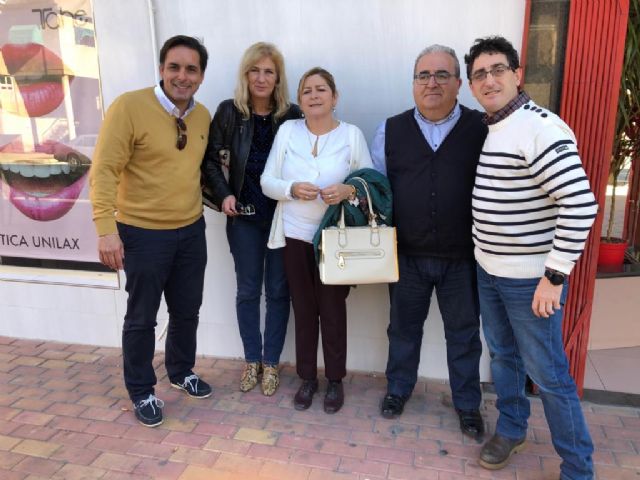 Representantes vecinales de La Manga se reúnen en la Consejería de Fomento - 1, Foto 1