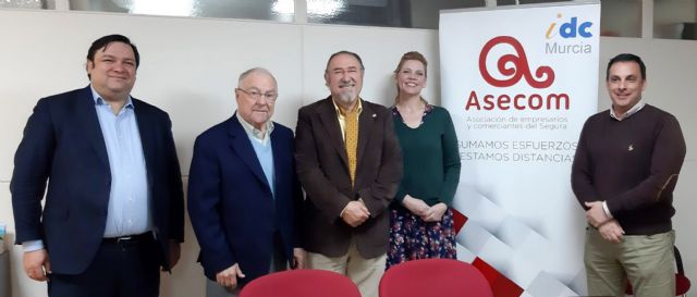 ASECOM y el Instituto de Desarrollo Comunitario firman un acuerdo de colaboración - 2, Foto 2