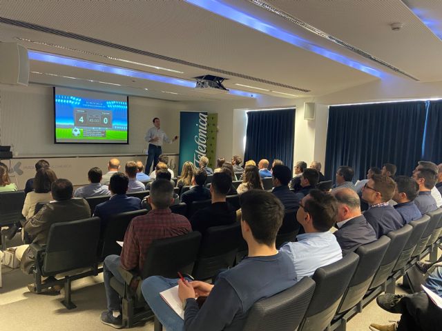 Telefónica presenta ´la industria inteligente´ a los empresarios de la región - 1, Foto 1