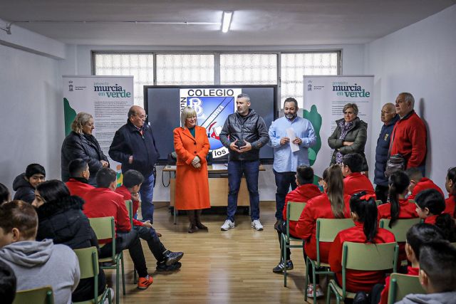 Los alumnos del Colegio Nuestra Señora de los Buenos Libros reciben los nuevos diplomas de la campaña de sensibilización medioambiental - 2, Foto 2