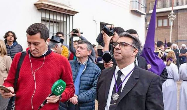 Sevilla . El capataz sevillano Antonio Sanchez del Pino y sus auxiliares llevara el palio de la Virgen de la Esperanza de Alcalá del Río en 20224 - 2, Foto 2