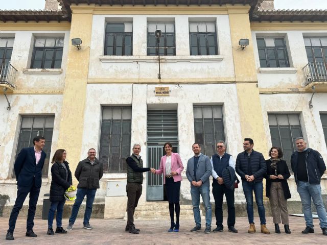 El Ayuntamiento de Archena comienza las obras de rehabilitación del antiguo colegio Miguel Medina - 1, Foto 1