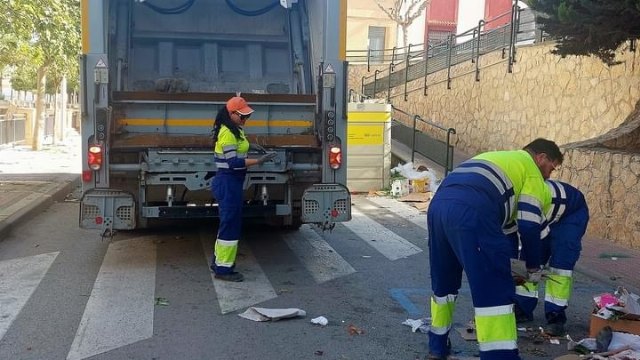 Actualizan precio del contrato de gestión de servicio público de recogida, transporte y eliminación de residuos urbanos y de limpieza viaria, Foto 1
