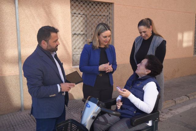 269 usuarios del servicio de teleasistencia cuentan con un geolocalizador móvil para reforzar su seguridad cuando salen de casa - 1, Foto 1