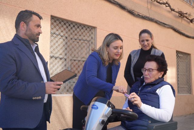 269 usuarios del servicio de teleasistencia cuentan con un geolocalizador móvil para reforzar su seguridad cuando salen de casa - 2, Foto 2