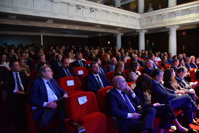 La Fundación Cajasol de Sevilla acoge la entrega de los Premios Tribuna de Andalucía 2025 - 4, Foto 4