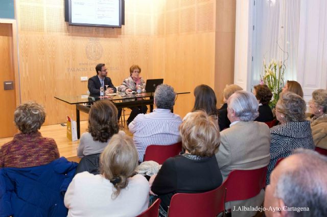 Los premios de Física y Medicina cerraron el Ciclo de Conferencias de los Nobel con Rafael Bachiller y María Cascales - 1, Foto 1