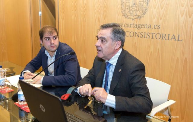 Los premios de Física y Medicina cerraron el Ciclo de Conferencias de los Nobel con Rafael Bachiller y María Cascales - 2, Foto 2