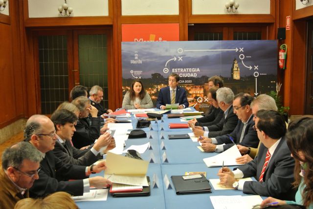 La Policía Local establecerá un dispositivo especial de seguridad en más de 230 actos procesionales de Murcia y pedanías - 1, Foto 1