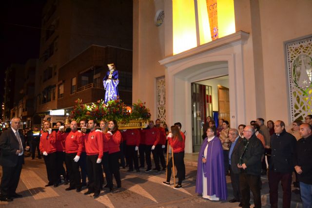 El Cautivo realizó un Vía Crucis por las calles de la localidad - 1, Foto 1