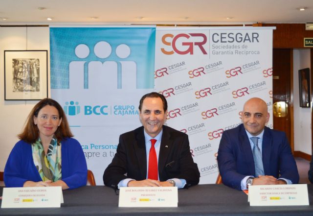Sociedades de garantía, Grupo Cooperativo Cajamar y el Ministerio de Economía mejoran sus condiciones para llevar financiación a más de 3.000 empresas españolas - 2, Foto 2