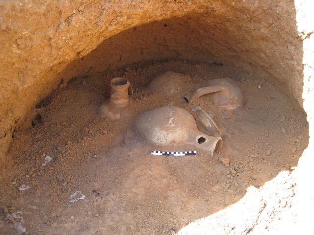Cultura exhibe por primera vez las piezas medievales halladas en el yacimiento de la Casa Fontes de Torre Pacheco - 1, Foto 1