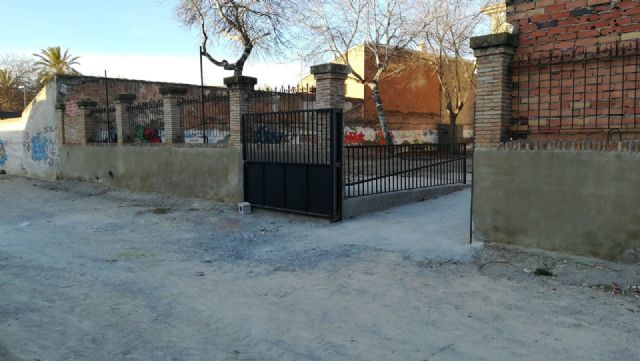 Renuevan el patio de las Escuelas Viejas - 3, Foto 3