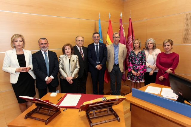 Agustín Romero toma posesión como decano de la facultad de Psicología de la Universidad de Murcia - 3, Foto 3