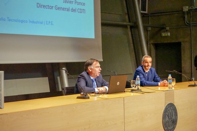 La innovación tecnológica actual es fruto de la estrecha colaboración entre las empresas y los centros de investigación - 1, Foto 1