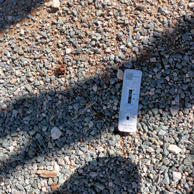 Un grupo de voluntarios retira basura de los alrededores del Salto del Usero - 3, Foto 3