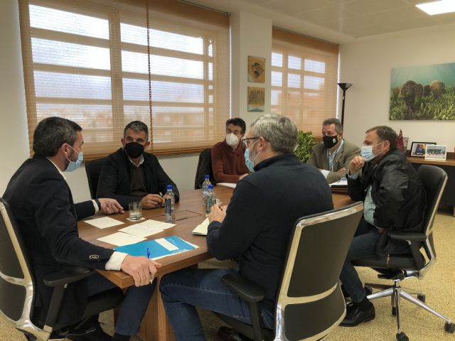 Gobierno regional y organizaciones agrarias y ganaderas avanzan en soluciones ante la amenaza de desabastecimiento de pienso - 1, Foto 1