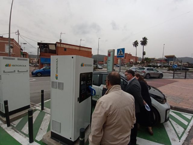 Murcia estrena seis nuevos cargadores para vehículos eléctricos junto a paradas de taxis - 2, Foto 2