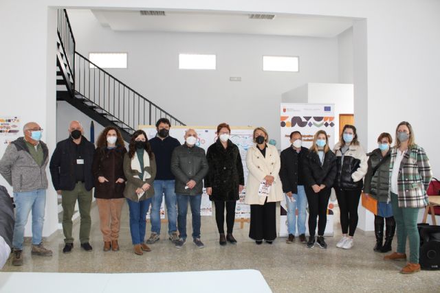 Jumilla pone en marcha el proyecto 'Tejiendo nuestro barrio' - 2, Foto 2