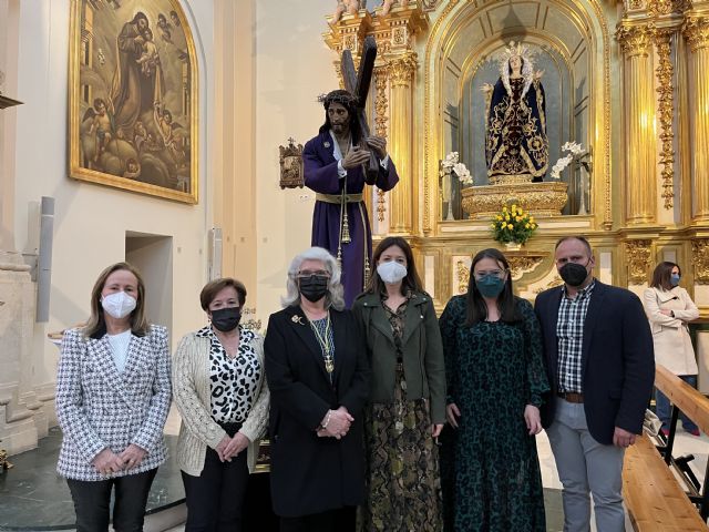 El Paso Morado celebra una Veneración Pública al Nazareno - 1, Foto 1