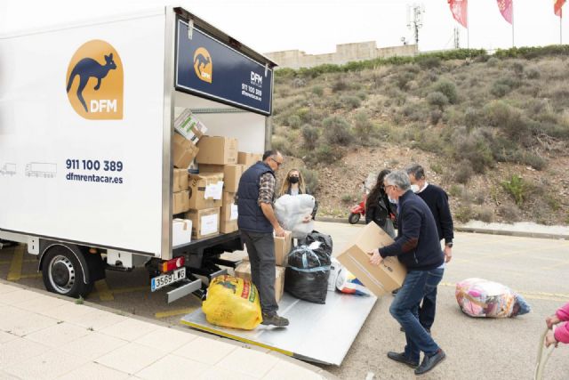 Parte de la UMU el segundo camión solidario con material humanitario para Ucrania con destino a la frontera húngara - 2, Foto 2