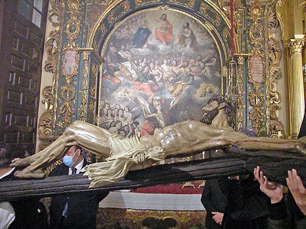 Antonio Rendon. El Cristo del Buen Fin realizó el primer viernes de cuaresma el tradicional Vía-crucis por el Templo de Alcalá del Río - 4, Foto 4