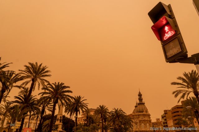 La intrusión de polvo sahariano hace prever la activación del protocolo anticontaminación en Cartagena - 1, Foto 1