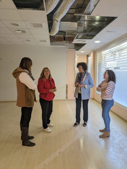 El Ayuntamiento lleva a cabo obras de mejora y acondicionamiento en la sede de la Asociación Lumbrerense de Enfermos de Alzheimer (ALDEA) - 1, Foto 1