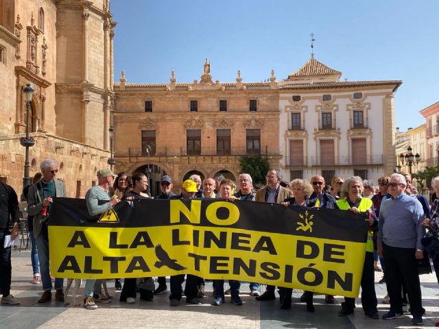 El PSOE de Lorca reitera su apoyo ante las reivindicaciones de la plataforma de vecinos afectados por la línea de alta tensión Hinojar-Águilas - 1, Foto 1