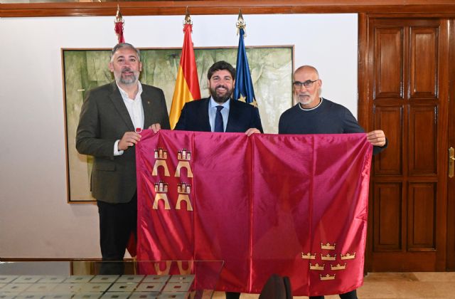 La Comunidad colabora con el explorador santomerano 'Quitín' en su ruta de 800 kilómetros por el Ártico helado - 2, Foto 2