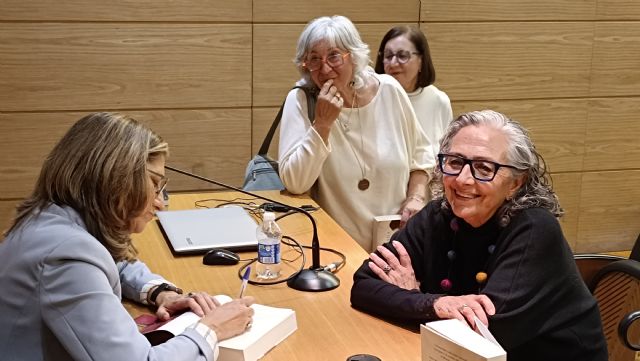 La historia de la literatura aún le debe mucho a la mujer - 2, Foto 2