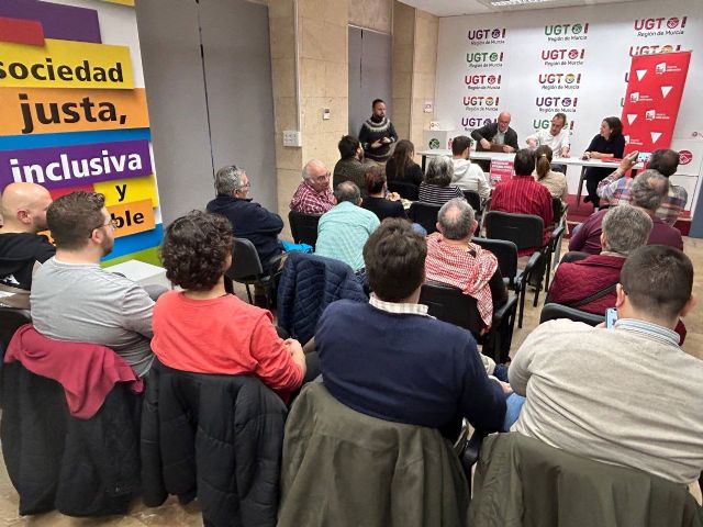 Ovidio Zapico reivindica en Murcia la experiencia de IU en el Gobierno asturiano, Foto 3