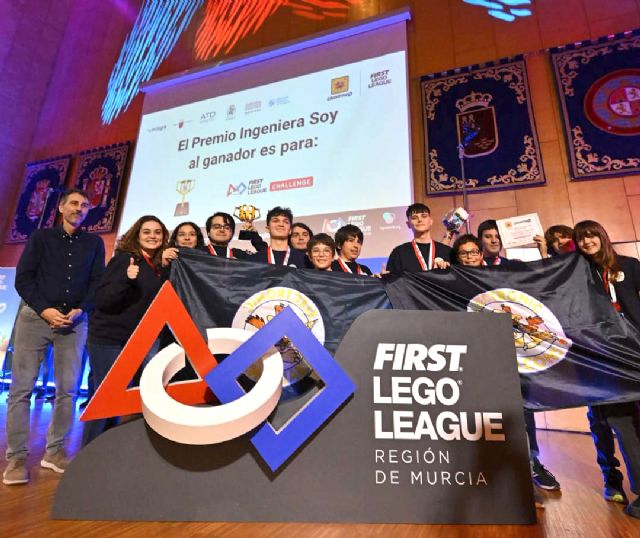 M�s de 200 escolares compiten en Cartagena en la final regional del torneo de rob�tica First Lego League, Foto 2