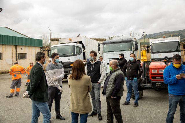 El Plan de Choque de Desinfección cuenta con 35 operarios entre trabajadores del servicio de limpieza, operarios municipales y agricultores voluntarios - 5, Foto 5