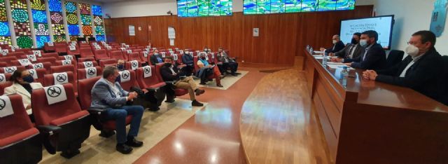 El Gobierno regional y el sector agrario planifican la campaña de fruta de hueso para evitar contagios por covid-19 - 1, Foto 1