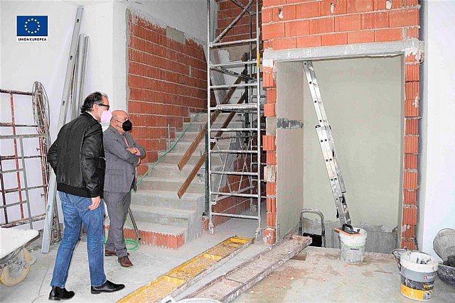 El alcalde y el concejal de Empleo visitan las obras del Programa de Empleo Público Local - 1, Foto 1