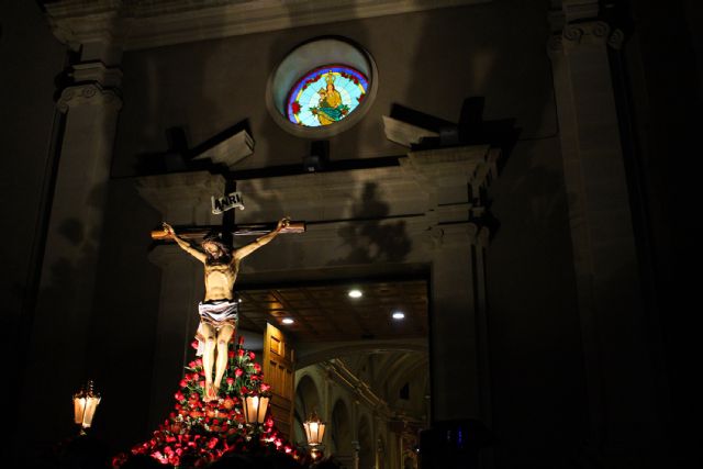 La ilusión del reencuentro pudo al mal tiempo y la procesión del Silencio cumplió con su cita con la Semana Santa - 4, Foto 4