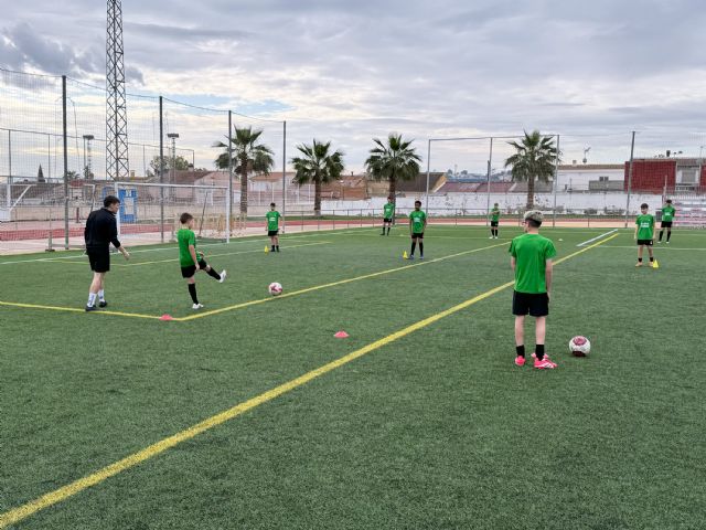 Unos 150 futbolistas participan en un campus infantil del Real Betis en Las Torres de Cotillas - 1, Foto 1