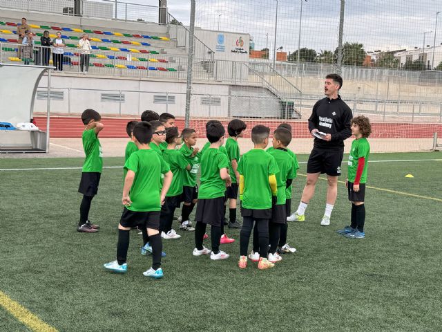 Unos 150 futbolistas participan en un campus infantil del Real Betis en Las Torres de Cotillas - 3, Foto 3