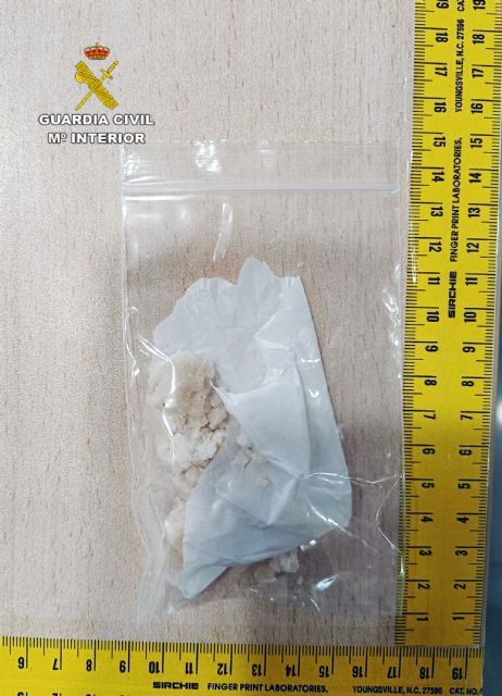 La Guardia Civil detiene a una mujer cuando intentaba introducir diversos tipos de droga en el Centro penitenciario Murcia II, de Campos del Río - 1, Foto 1