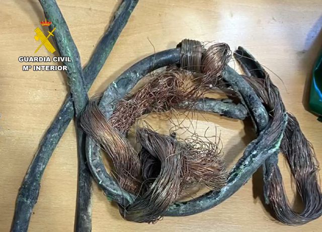 La Guardia Civil desmantela un grupo delictivo que sustraía cobre en la comarca del Noroeste - 5, Foto 5