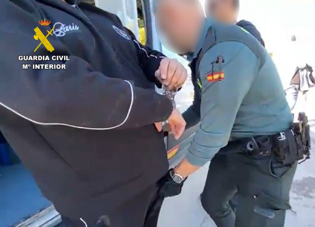 La Guardia Civil desmantela un grupo delictivo que sustra�a cobre en la comarca del Noroeste, Foto 8