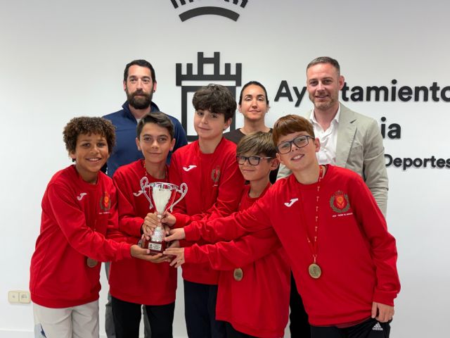 El Ayuntamiento de Murcia reconoce a los campeones del deporte escolar regional del CEIP Reino de Murcia - 2, Foto 2