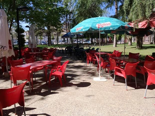 Se aprueba la licitación y pliego de cláusulas para adjudicar el contrato de explotación del servicio de bar-cafetería del parque, Foto 3