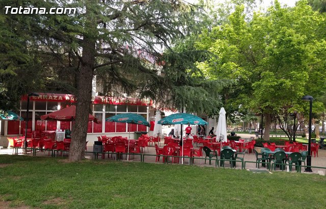 Se aprueba la licitación y pliego de cláusulas para adjudicar el contrato de explotación del servicio de bar-cafetería del parque, Foto 1