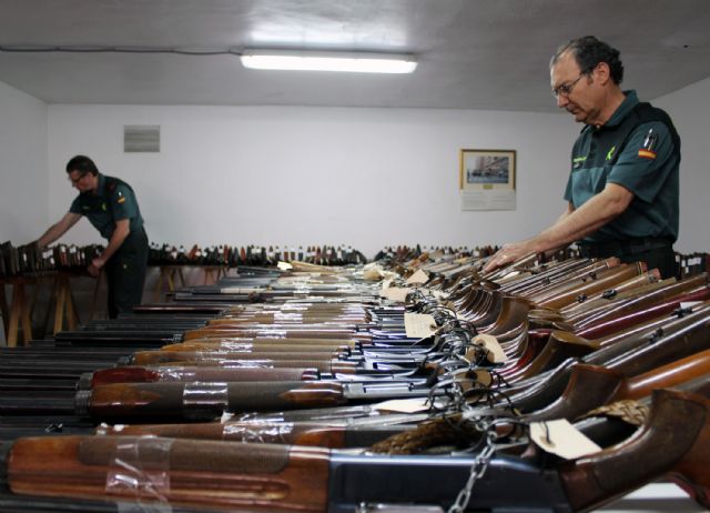 La Guardia Civil de Murcia celebra la exposición-subasta de armas del año 2016 - 3, Foto 3